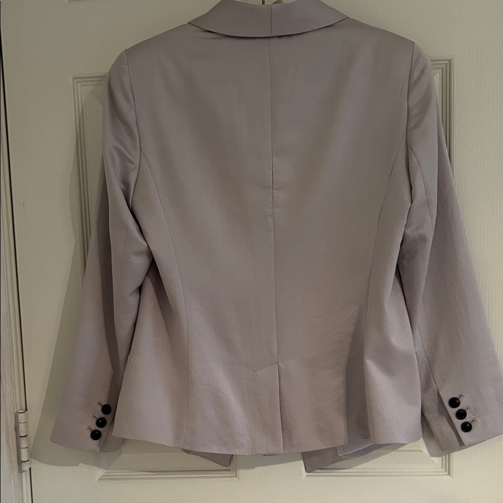 Chic Light Gray Blazer - image 2